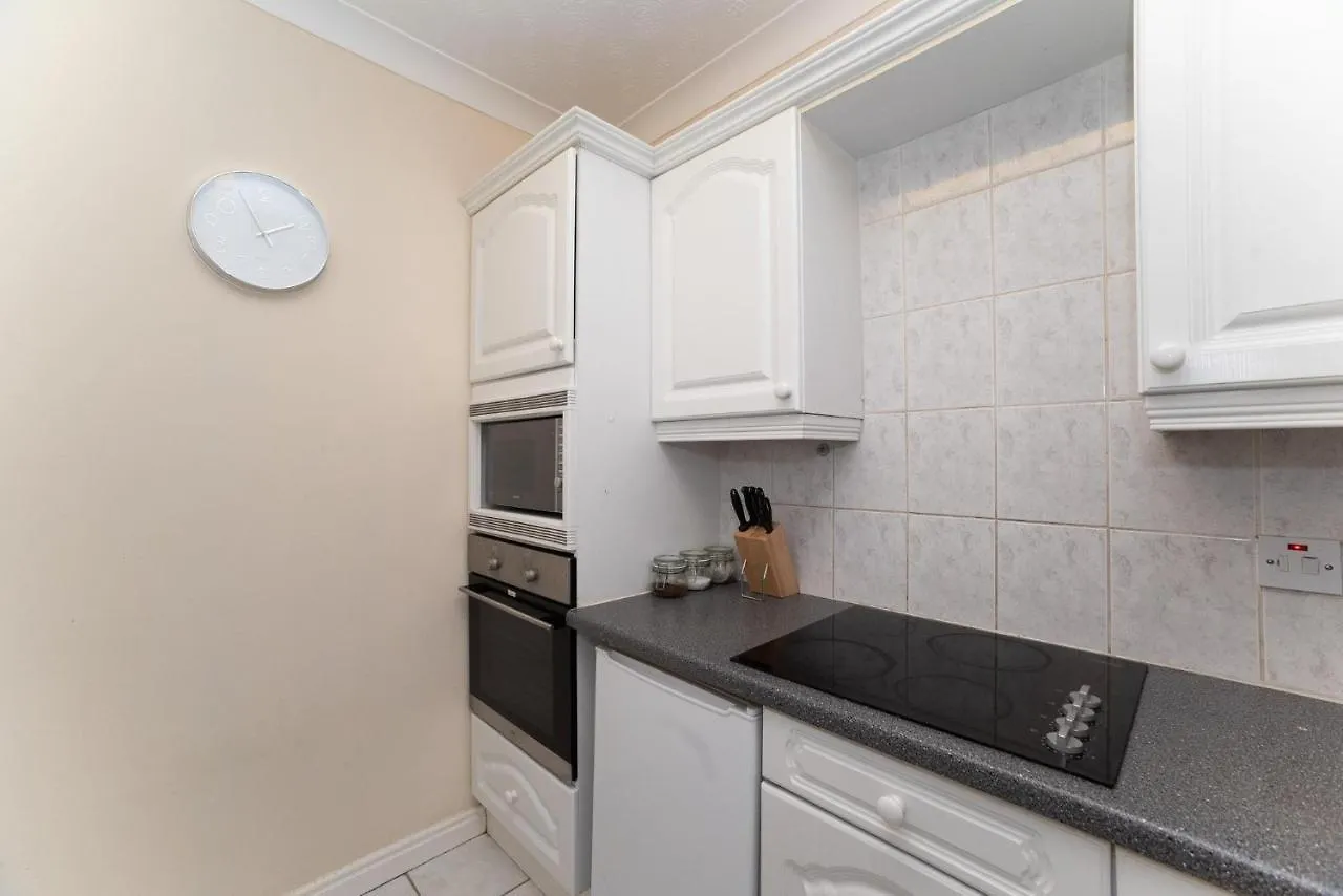 Sallyport City Centre 2 Bedroom Apartment 14 Newcastle upon Tyne 0*,  United Kingdom