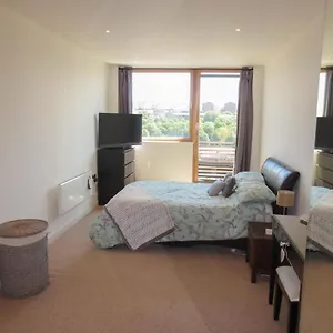Quayside , Apartment