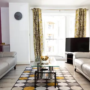 Aa Centre Apartment